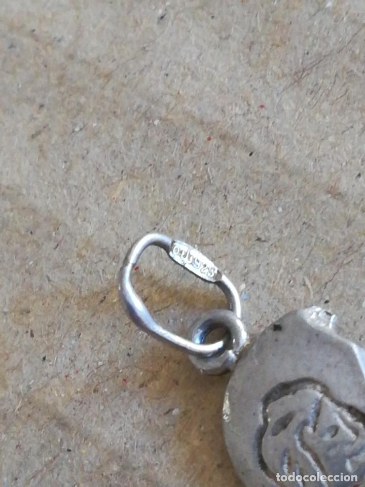 Joyeria: Antiguo colgante mitad de coraz&oacute;n plata - Foto 2