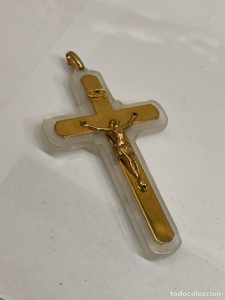 Joyeria: Cruz de bisuter&iacute;a nacarada - Foto 1