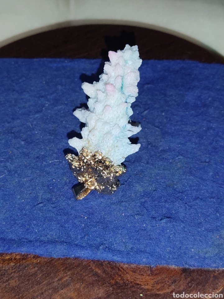 Joyeria: Colgante de coral engarzado. - Foto 4
