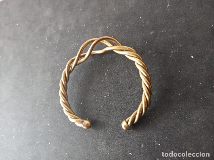Joyeria: PULSERA ANTIGUA DORADA O BRONCE - Foto 2