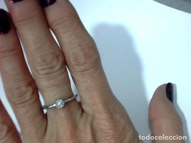 Joyeria: anillo en oro blanco 18 kts con diamantes - Foto 3