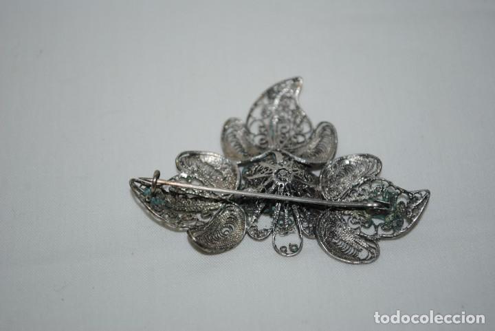 Joyeria: BROCHE DE PLATA , EN FORMA DE HOJAS . - Foto 3