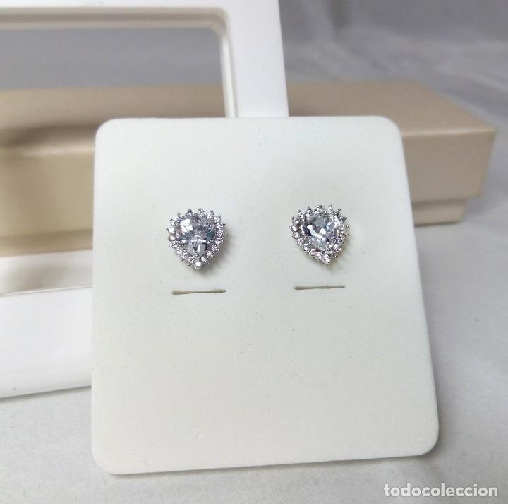 Joyeria: Pendientes con forma de coraz&oacute;n de plata de ley con circonitas - Medida 1 cm. - Foto 2