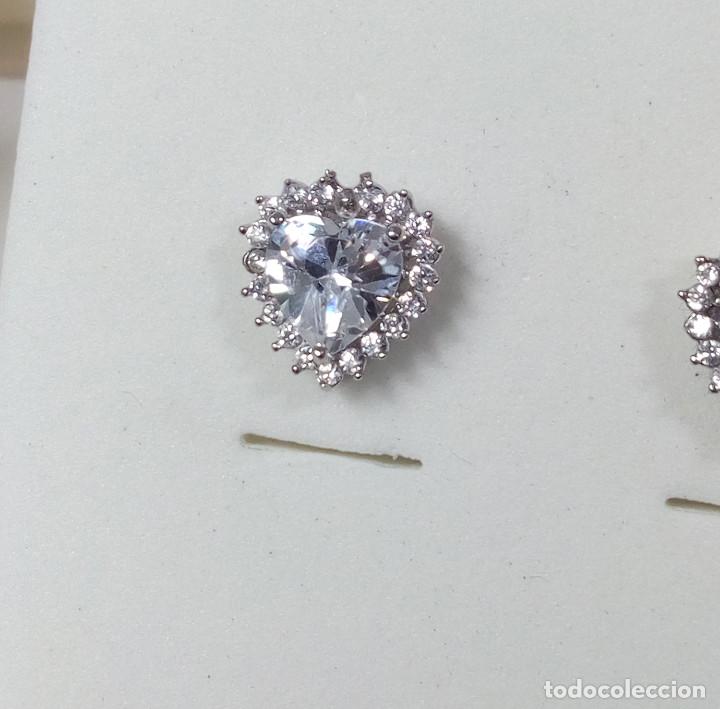 Joyeria: Pendientes con forma de coraz&oacute;n de plata de ley con circonitas - Medida 1 cm. - Foto 3