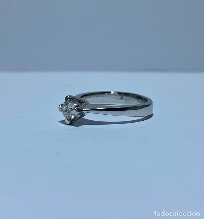 Joyeria: Anillo 4 garras con diamante - Foto 2