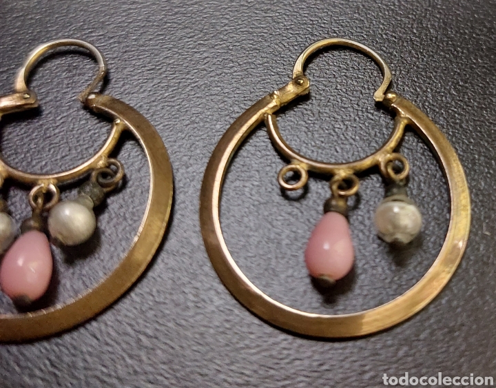 Joyeria: Pendientes antiguos de metal dorado. - Foto 8