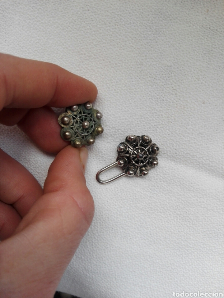 Joyeria: Antiguo pendiente charro de plata antigua y bot&oacute;n charro - Foto 4