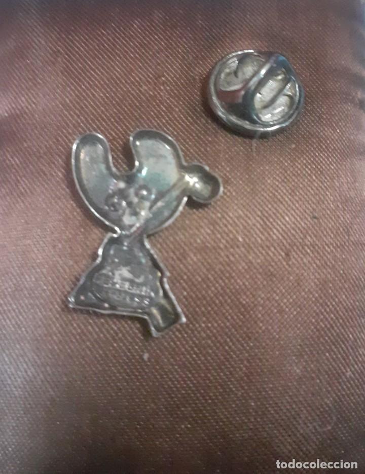 Joyeria: Pin de plata de Pelegrin del jubileo 1993 - Foto 2