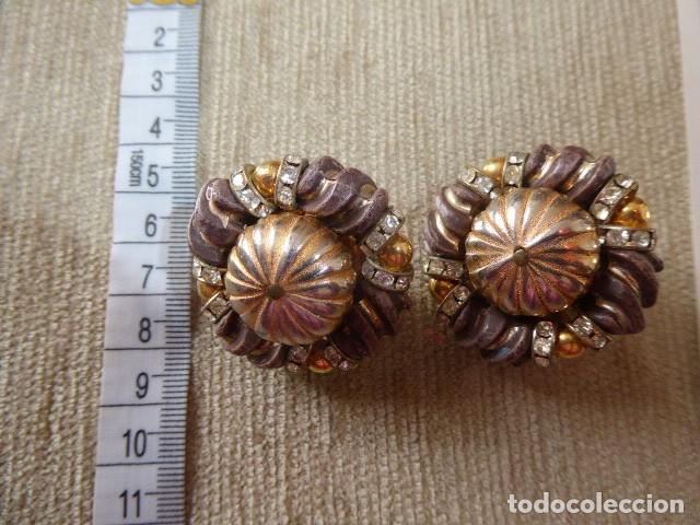 Joyeria: Bisuter&iacute;a a&ntilde;os 60/70 - Foto 3