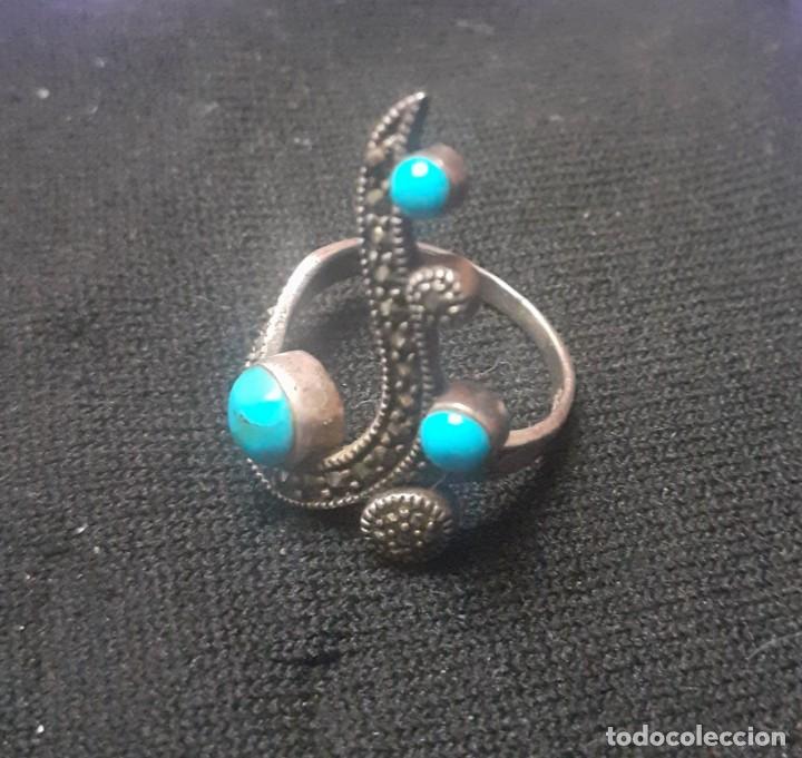Joyeria: Antigua sortija lanzadera de plata con carbujon de turquesa - Foto 1