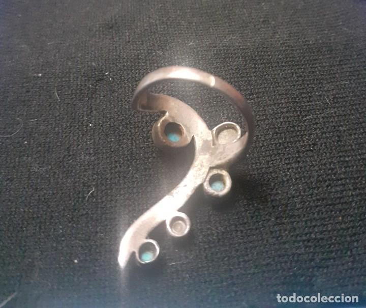 Joyeria: Antigua sortija lanzadera de plata con carbujon de turquesa - Foto 2