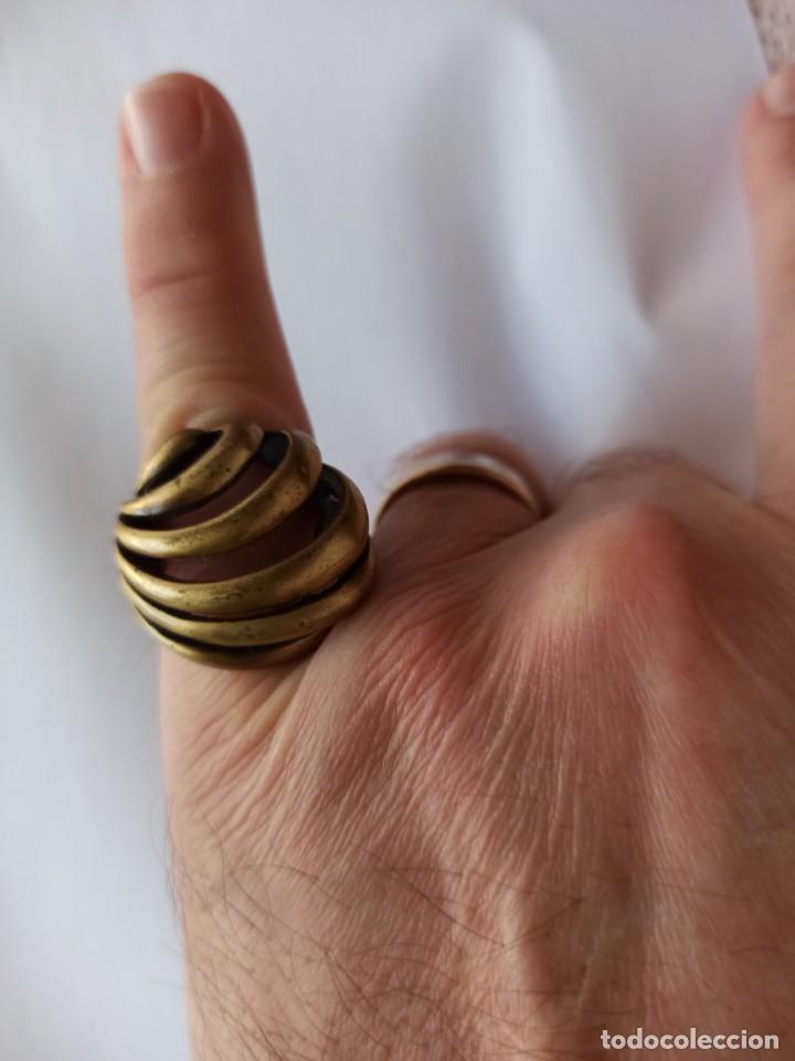 Joyeria: Antiguo anillo de bronce - Foto 2