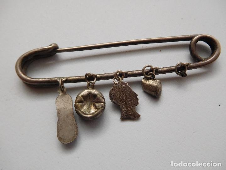 Joyeria: Broche o imperdible de plata con colgantes - Foto 4