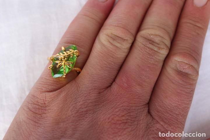 Joyeria: ANILLO LIBELULA SOBRE BELLA ESMERALDA CREADA - Foto 3