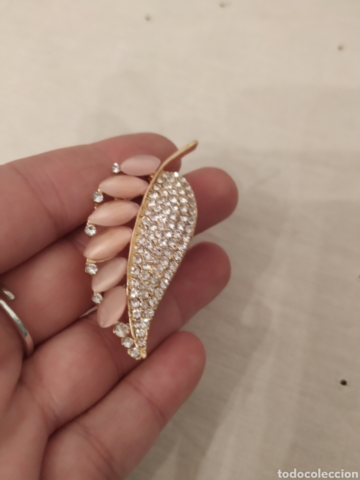 Joyeria: Broche comprado en boutique cordobesa - Foto 2