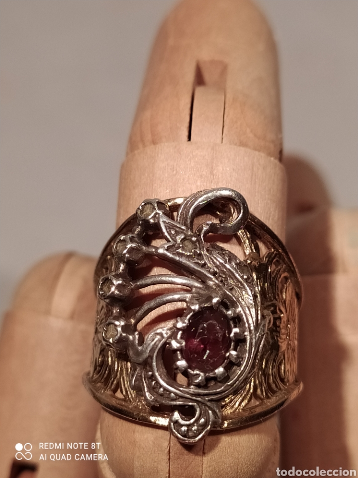 Joyeria: Anillo de plata dorada y granate. - Foto 4