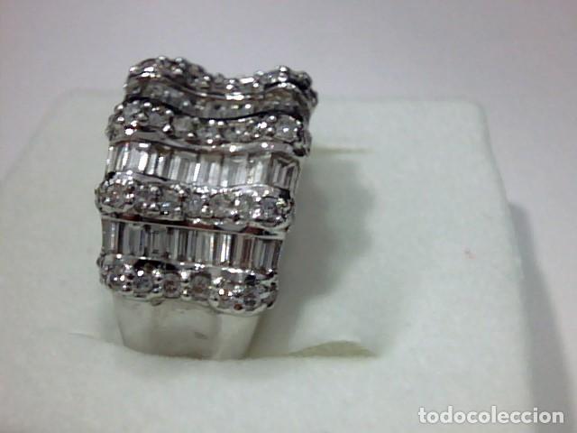 Joyeria: anillo oro blanco 18 kts y diamantes - Foto 5