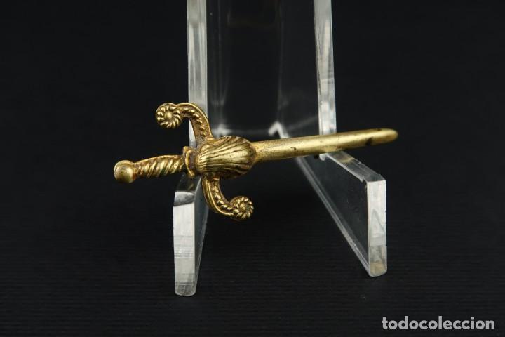 Joyeria: Antiguo Broche forma de Espada - Foto 2
