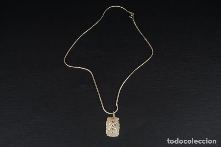 Joyeria: Antiguo Colgante con Cadena de Plata - Foto 2
