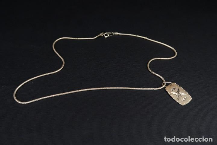 Joyeria: Antiguo Colgante con Cadena de Plata - Foto 3
