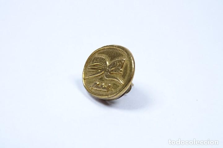 Joyeria: Pin antiguo en oro con inscripciones - Foto 4