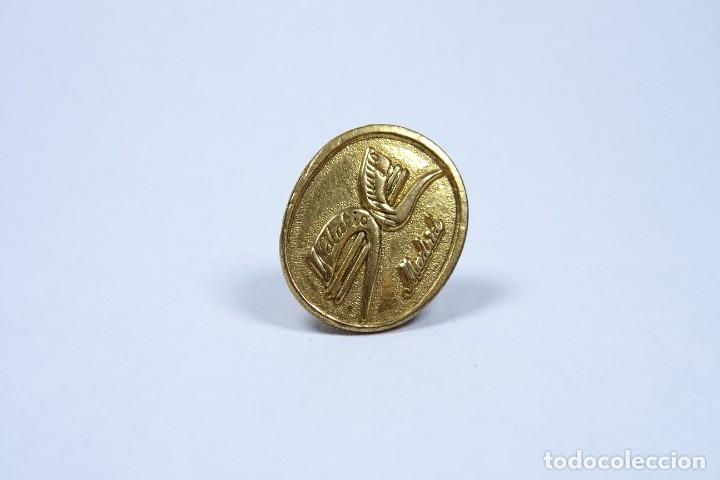 Joyeria: Pin antiguo en oro con inscripciones - Foto 7