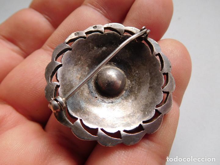 Joyeria: Broche antiguo de plata con marquesitas - Foto 6