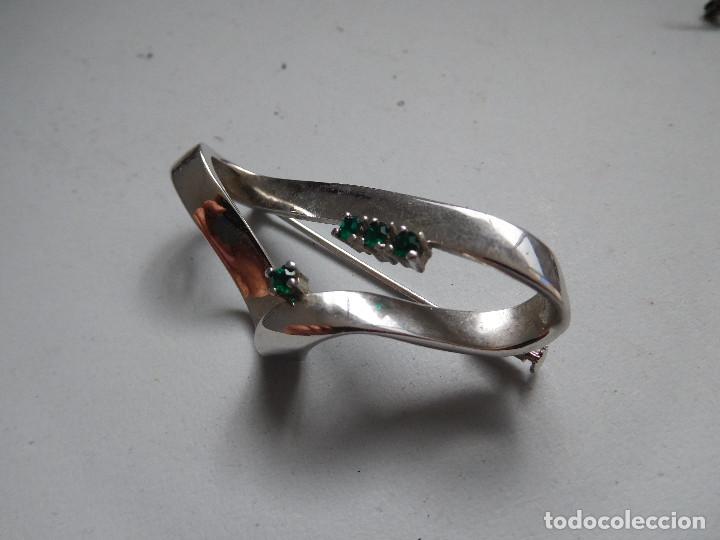 Joyeria: Broche antiguo de plata y piedras verdes - Foto 3