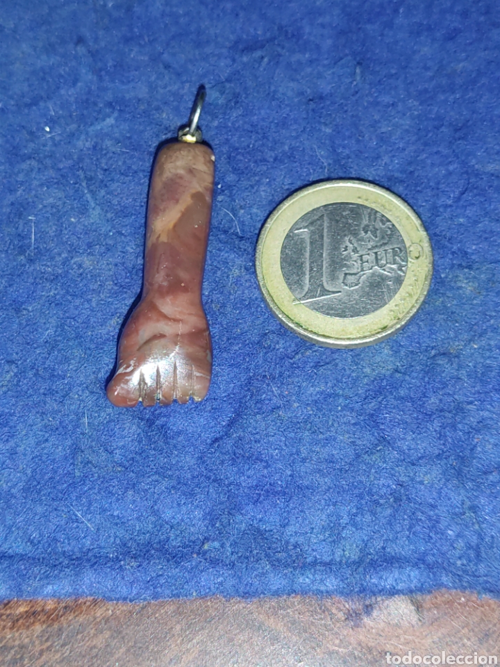 Joyeria: Colgante mano o dije tallada en jaspe. - Foto 2