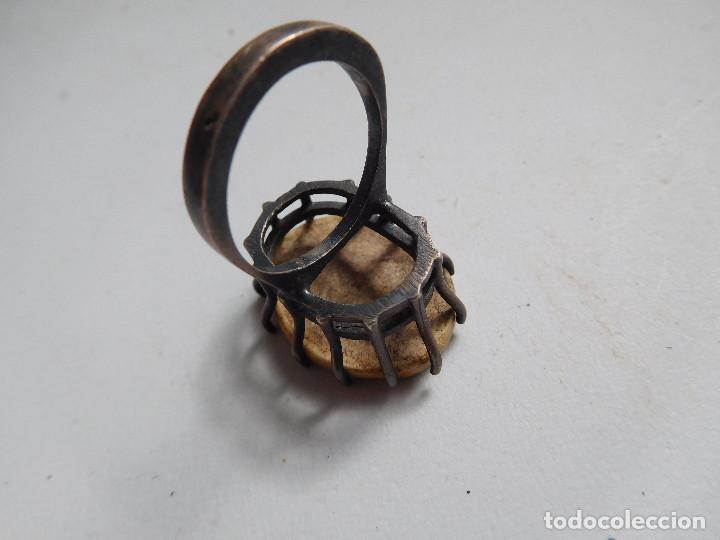 Joyeria: Anillo de plata y material a determinar vintage - Foto 4