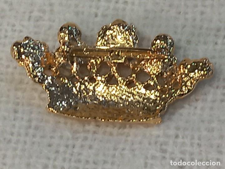 Joyeria: BROCHE ( CORONA ) P. DORADA-PEDRERIA - Foto 3