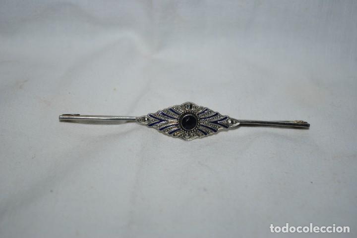 Joyeria: BROCHE PUNTA DE FLECHA CON PIEDRA AZUL. - Foto 1
