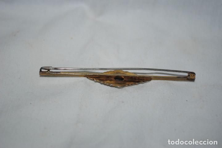 Joyeria: BROCHE PUNTA DE FLECHA CON PIEDRA AZUL. - Foto 2