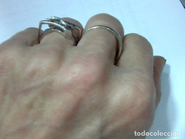 Joyeria: anillo oro blanco 18 kts y diamantes - Foto 2