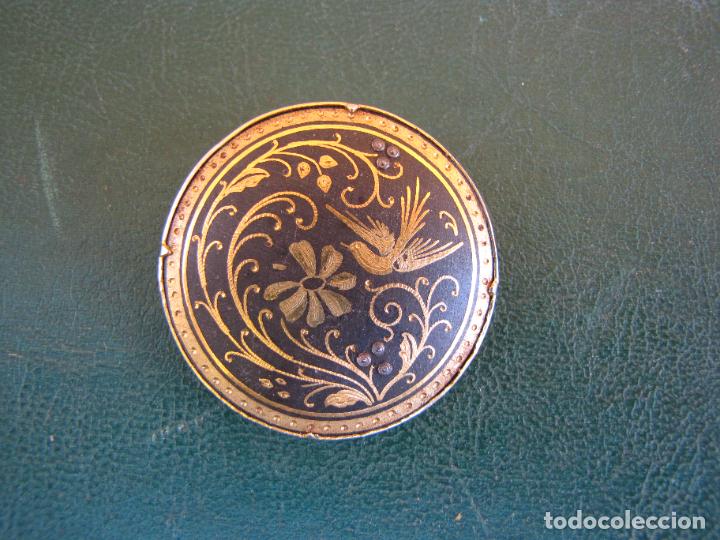Joyeria: 31.- Broche damasquinado. P&aacute;jaro - Foto 2