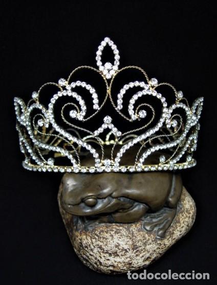 Joyeria: Corona de metal y cristal - Foto 1