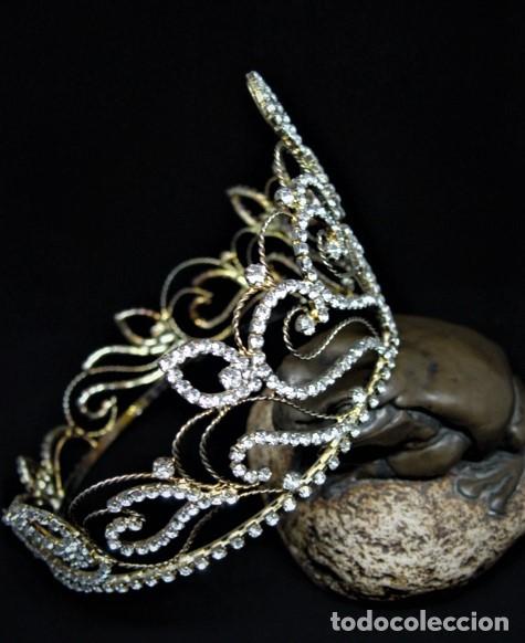 Joyeria: Corona de metal y cristal - Foto 4