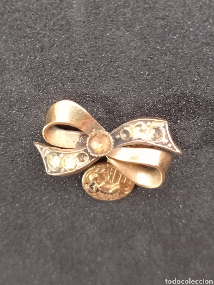 Joyeria: ANTIGUO BROCHE INSIGNIA CON MEDALLA - Foto 2