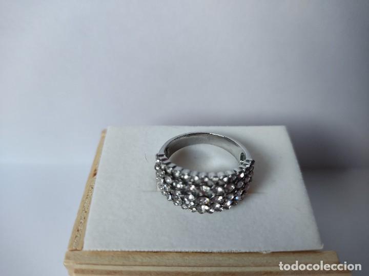 Joyeria: Espl&eacute;ndido anillo estilo eternidad con cristales - Foto 8