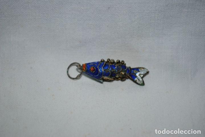 Joyeria: COLGANTE EN FORMA DE PES DE COLORES . - Foto 1