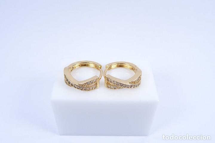 Joyeria: Pendientes en oro de 14k en forma de aro con piedras talladas - Foto 6