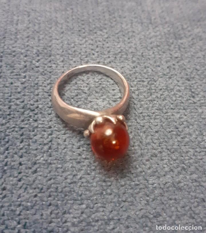 Joyeria: sortija de plata con carbujon de ambar - Foto 1