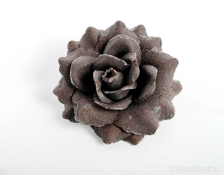 Joyeria: Broche de Flor de tela negra - Foto 1