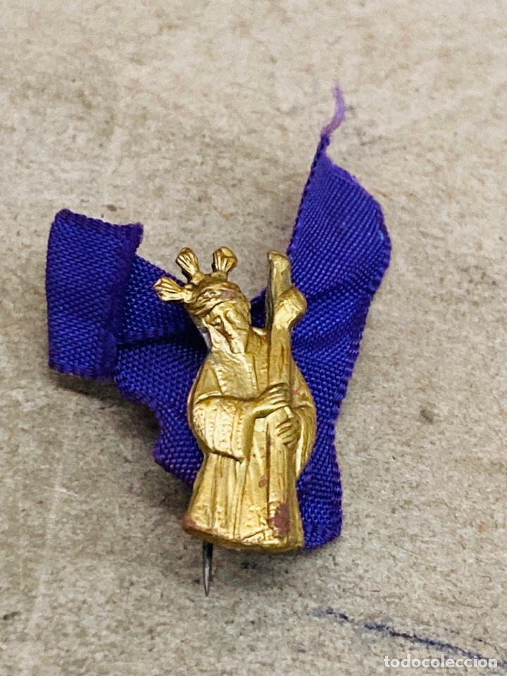 Joyeria: Broche religioso met&aacute;lico - Foto 1