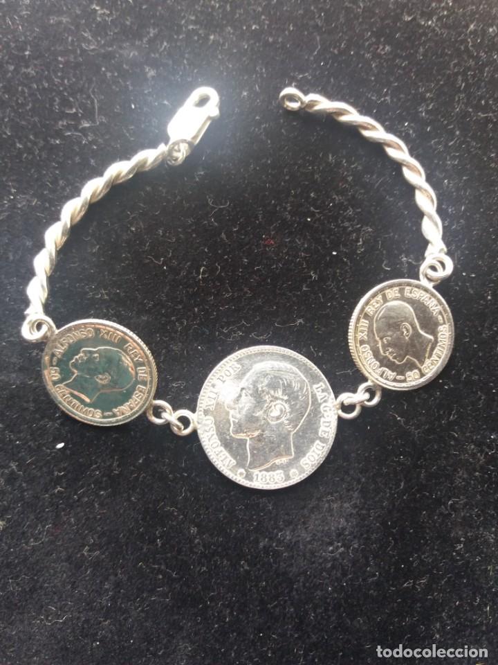 Joyeria: pulsera con monedas de plata - Foto 1