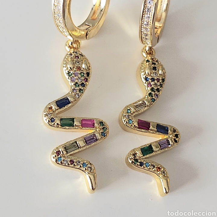 Joyeria: MAGN&Iacute;FICOS PENDIENTES EN FORMA DE SERPIENTE Y CON CIRCONITAS DE COLORES. REF S2 EOS PENDIENTES - Foto 2