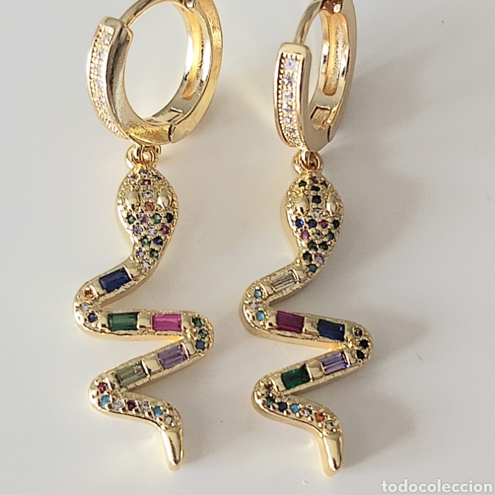 Joyeria: MAGN&Iacute;FICOS PENDIENTES EN FORMA DE SERPIENTE Y CON CIRCONITAS DE COLORES. REF S2 EOS PENDIENTES - Foto 1