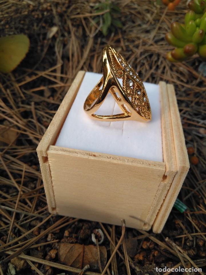 Joyeria: Espl&eacute;ndido anillo de dise&ntilde;o con ba&ntilde;o de oro - Foto 5