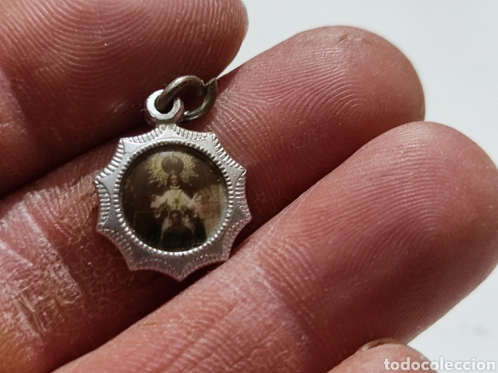 Joaillerie: pendientes y medalla