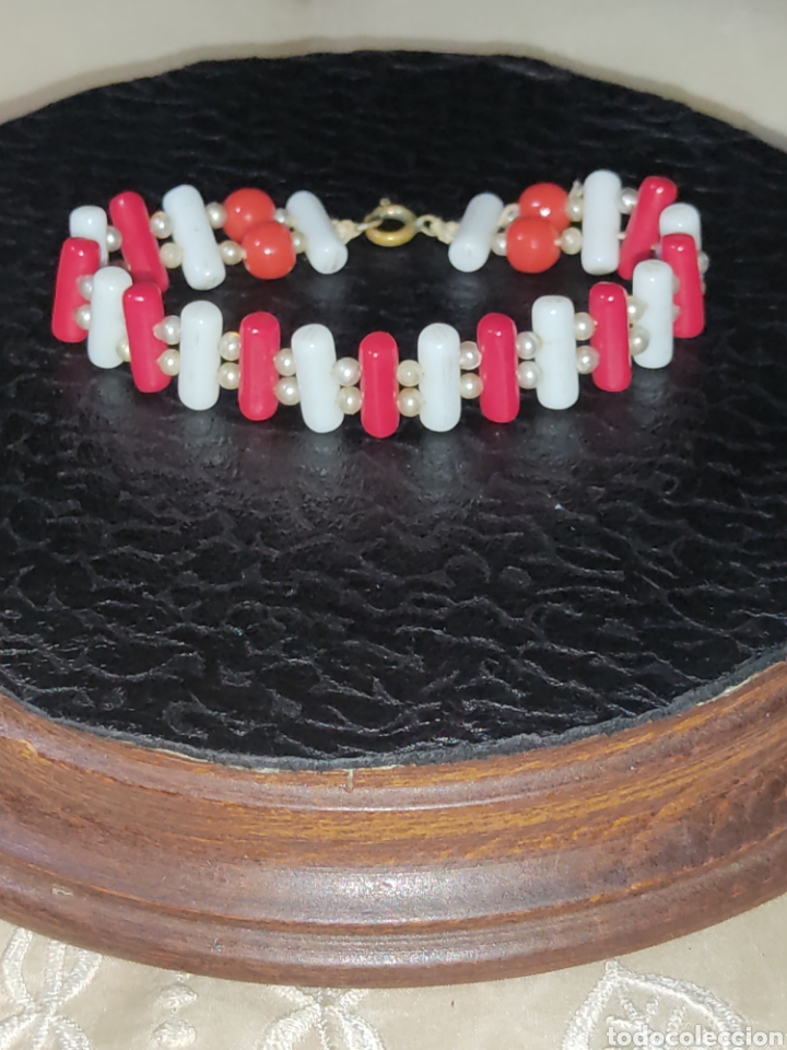 Joyeria: Pulsera de opalina roja y blanca, vintage. - Foto 1
